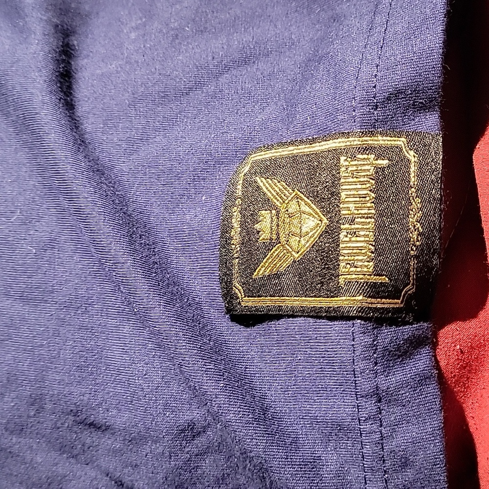 Men's size medium - Picture 5 of 6